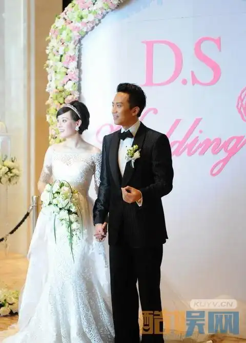 邓超婚礼婚纱照