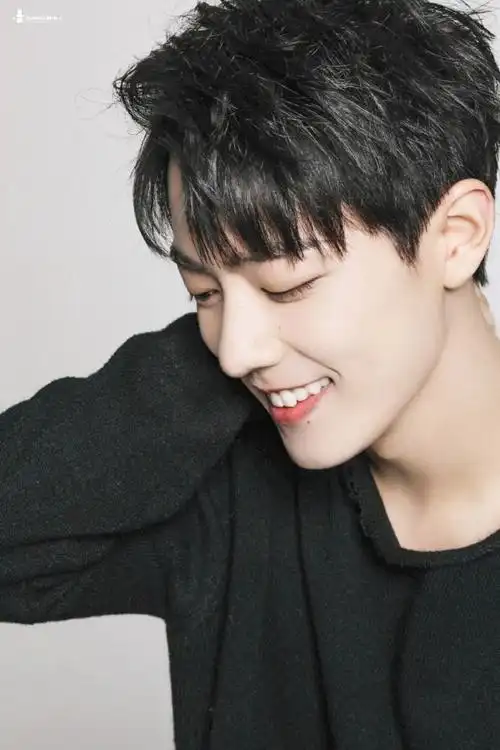 恭喜肖战入围2020亚太区最帅100张面孔