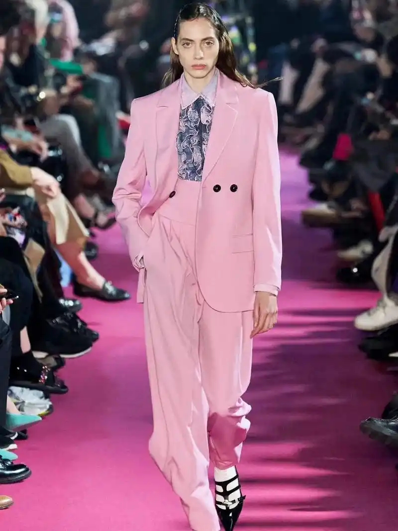 原创2021年十大春夏流行色显贵又浪漫简直美炸了