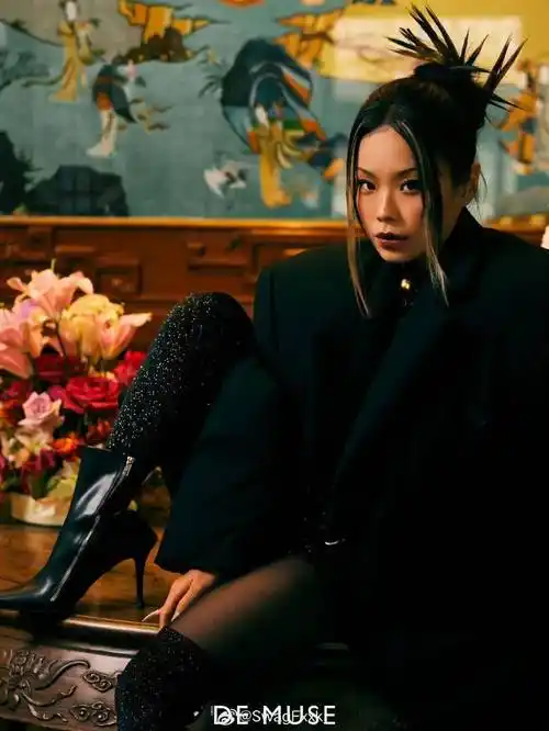 太美了!_吴亦凡_西蒙_时尚