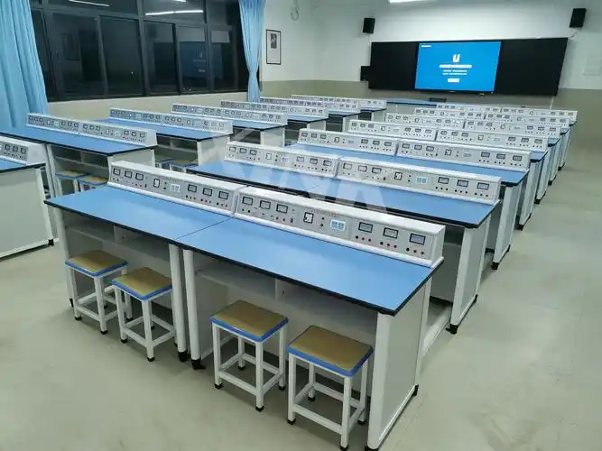 项目案例 - 华南师范大学附属普宁星河学校 - 东莞市新科教学设备有限