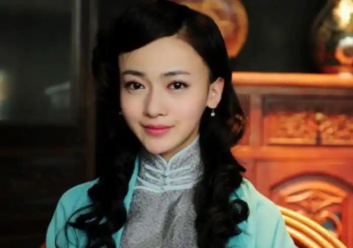 吴谨言路透吴谨言路透照罕曝光