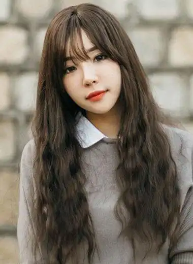 胖脸能做玉米须发型吗 胖脸玉米烫发型