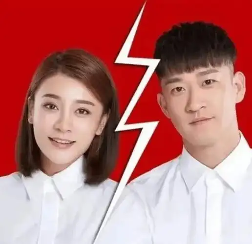 没错,后两位名字陌生的姑娘又是杨幂的同班同学.