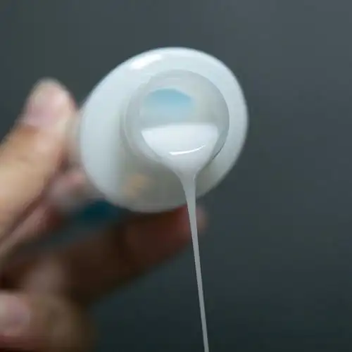 展示与对比:日本采购 juju 求姿 玻尿酸发酵液保湿乳液140ml滋润型 现