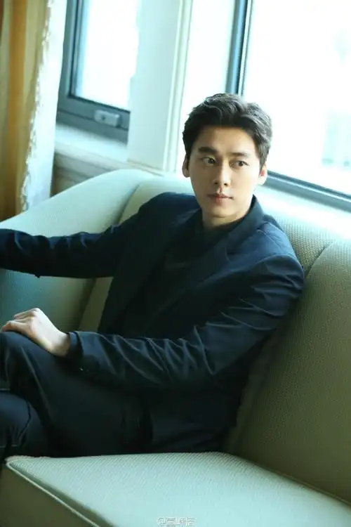 李易峰被尧天舜日影业起诉 案件为代位权纠纷 (http://www.