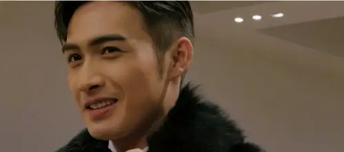 主题:看了隔壁张彬彬怎么成这样了?