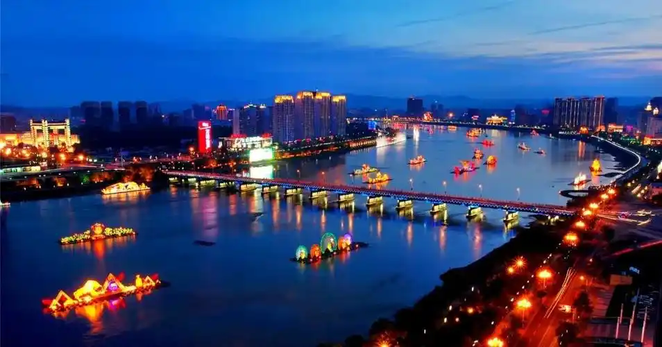 吉林市松花江避暑休闲季在"云"端盛大启幕