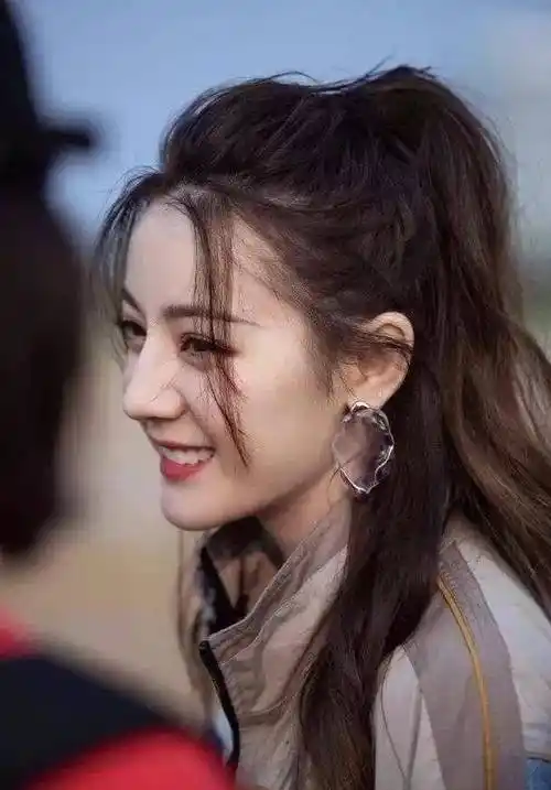 法式刘海,八字刘海,空气刘海……适合的刘海应该怎么挑?