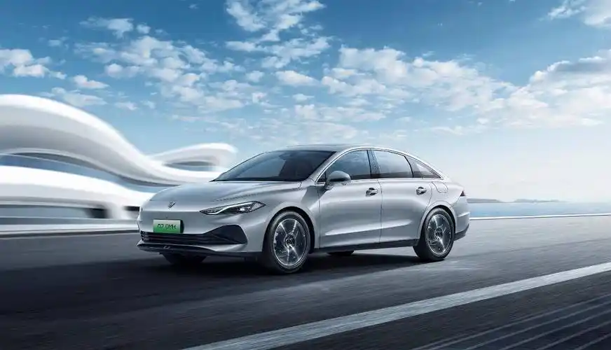 重塑中高级新能源轿车市场格局"bba"荣威d7有望成爆款