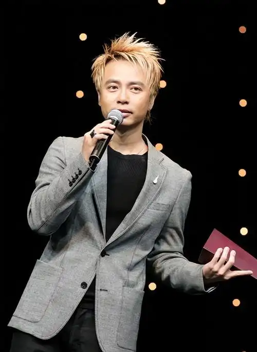 李克勤个人资料简介李克勤结过几次婚