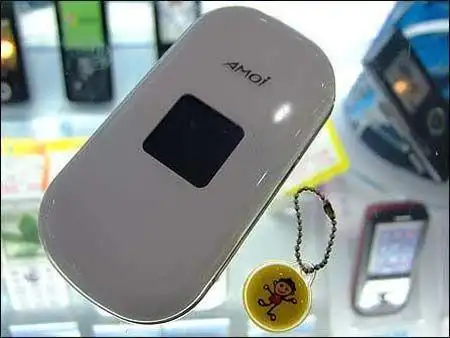 纯白圆润设计 夏新女性翻盖f710卖688_手机_科技时代_新浪网