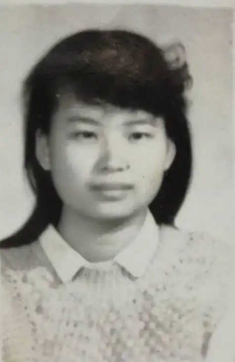 前81班,后80班黑白一寸相片集