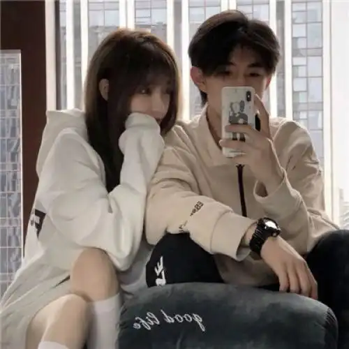 有爱甜蜜的双人情侣头像很优质很甜美的真人魅力情头