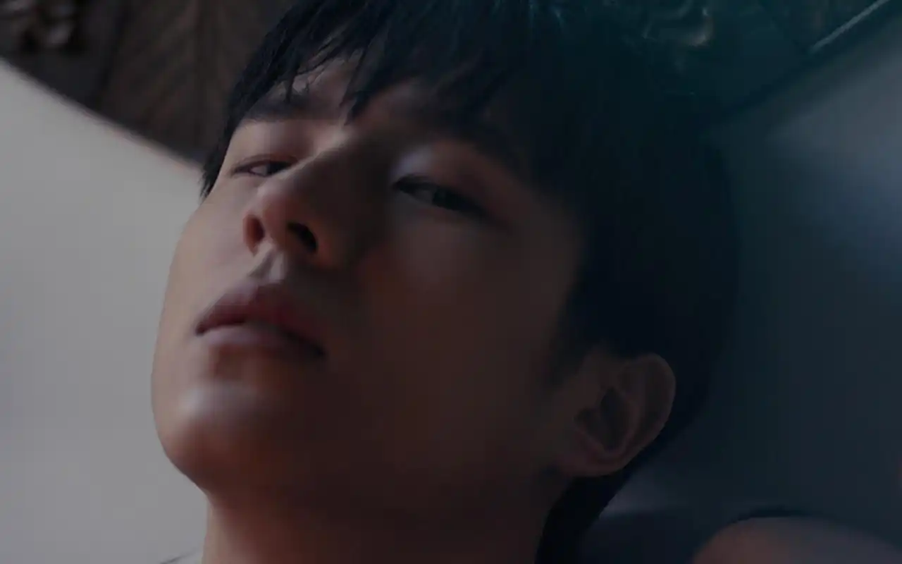 刘昊然帅气不羁时尚写真图片桌面壁纸