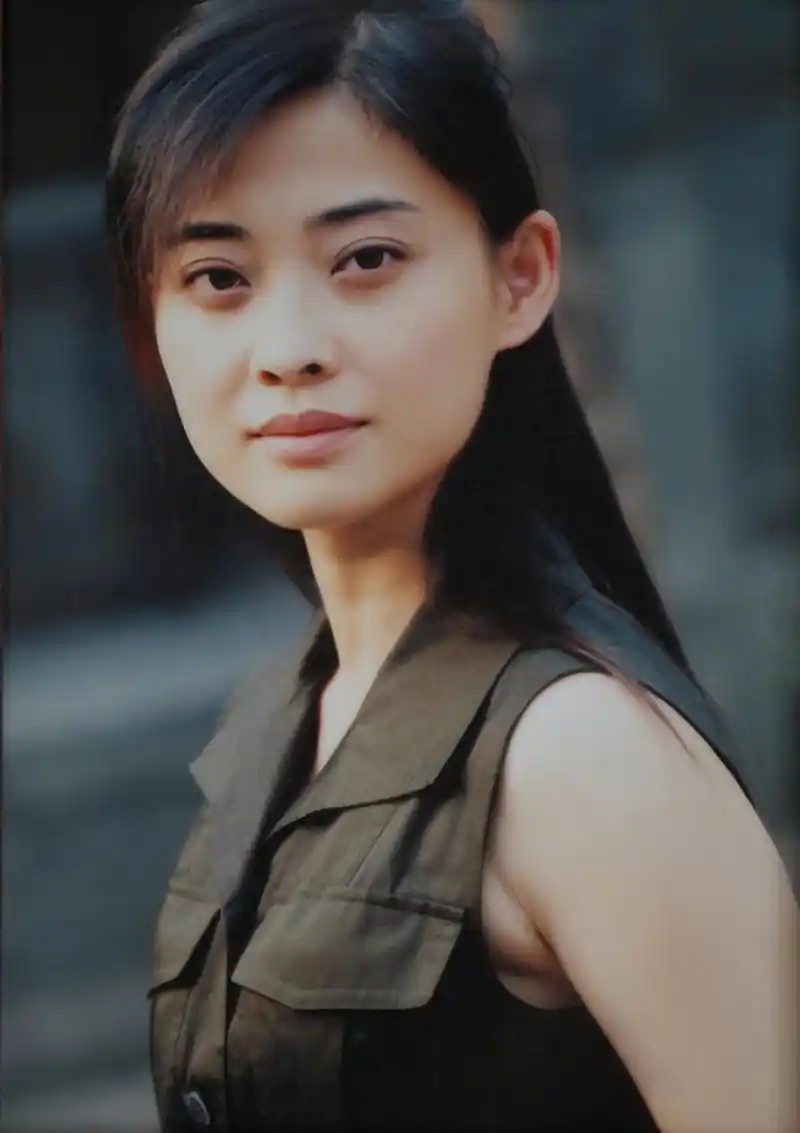 梅婷:与"京圈大佬"叶大鹰传绯闻,36岁二婚,和老公恩爱至今