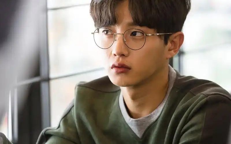 韩剧《今生第一次》人物剧照桌面壁纸