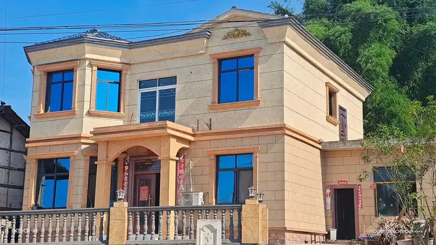 农村自建别墅房