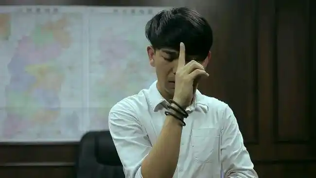 《毛骗》第三季终结篇,共10集,每集60分钟左右,这季也就是那个拿下