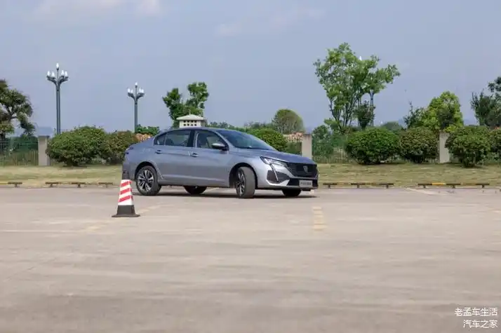 618心动购物季 神龙汽车搞大事!推出6.97万的「龙京限量版」