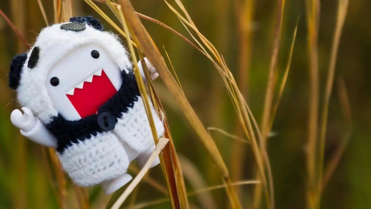 可爱小公仔特写宽屏桌面壁纸