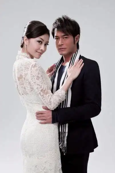 古天乐和三个女生拍过婚纱照网友希望和最后一位在一起