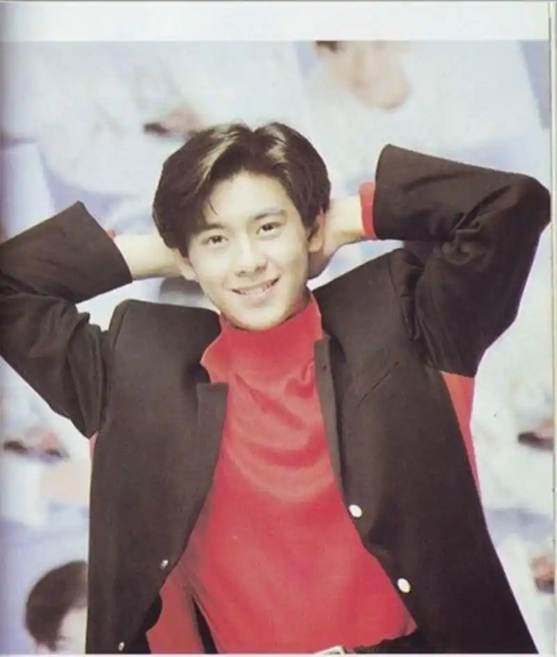 林志颖 1992年,林志颖推出自己的首张个人专辑《不是每个恋曲都有美好