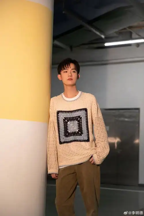 日爆福利社##李明德鸣龙少年##李明德1229生日快乐##李明德演张汝昀