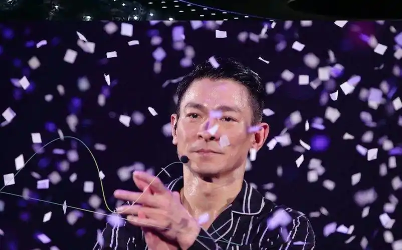 刘德华超稳现场舞台,每一首都是经典