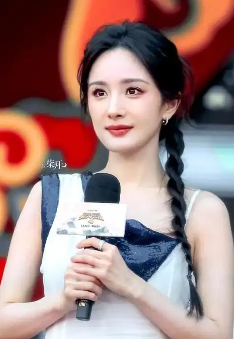 万万没想到,4月还没结束,37岁杨幂会以这种方式败光观众缘!