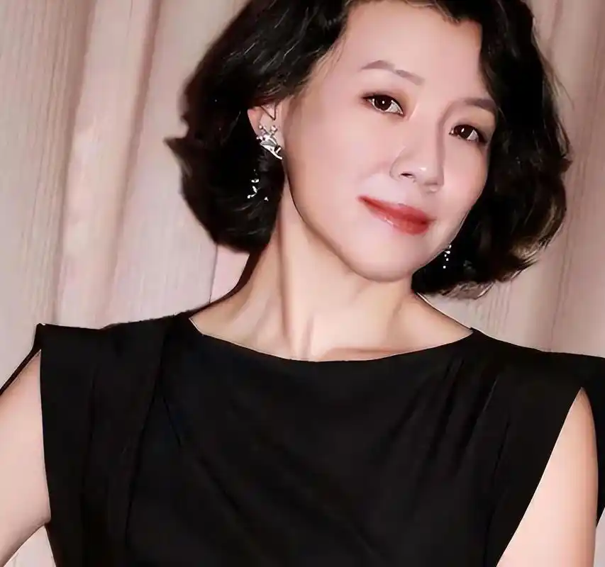 刘琳:与名导恋爱3年无果,嫁给穷小子,现在是中生代演员榜样