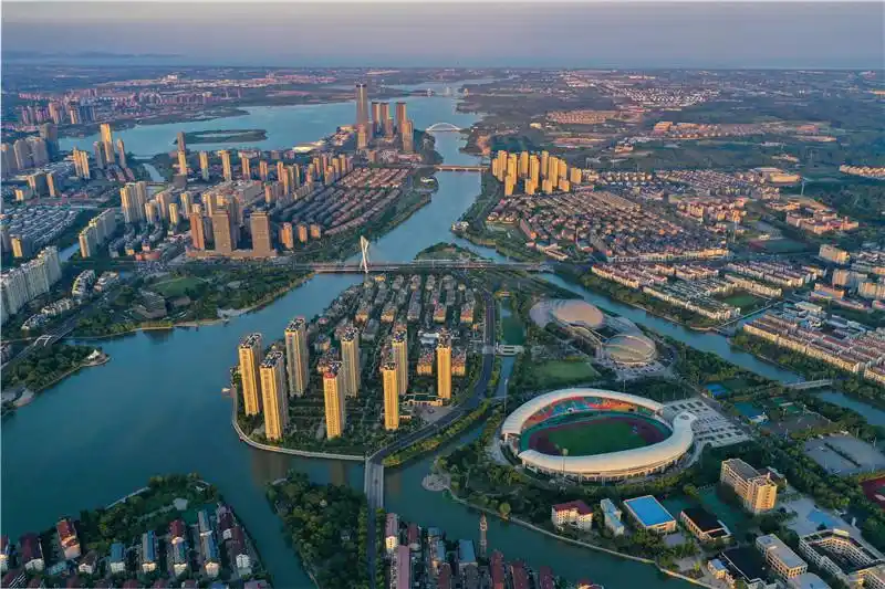 在家看天下·每日一景丨江苏宜兴:氿润江南宜城美