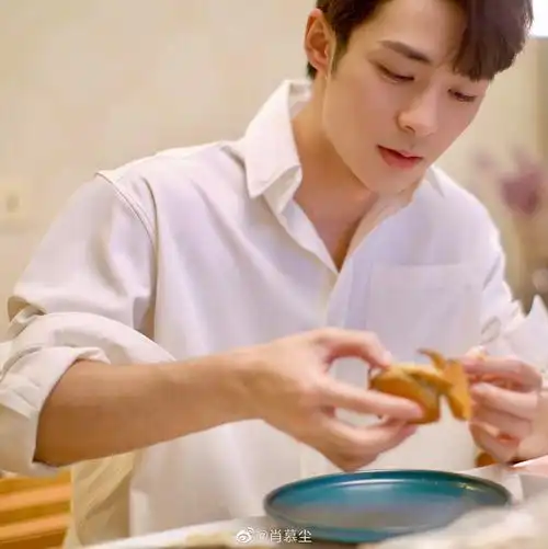 周末快乐!肖慕尘超话#终于到周五