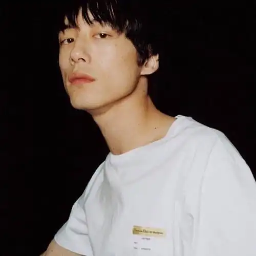 日本帅哥头像持续更新别被封面骗了真的不是沙雕图楼