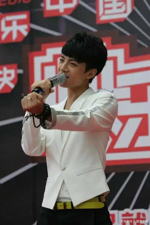 《快乐男声》出身的他,凭《春花秋月》,《热血同行》再成新男神