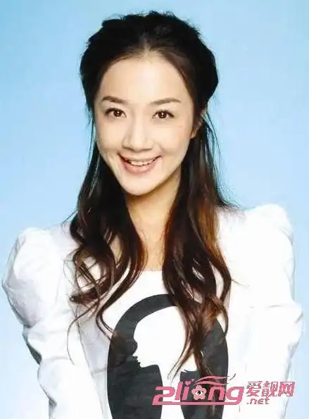 李依晓出演《北方有佳人》 越来越美获网友点赞(第2页)