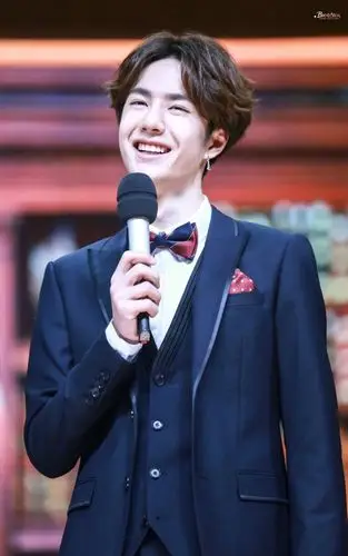 uniq王一博 天天向上 笑的真可爱