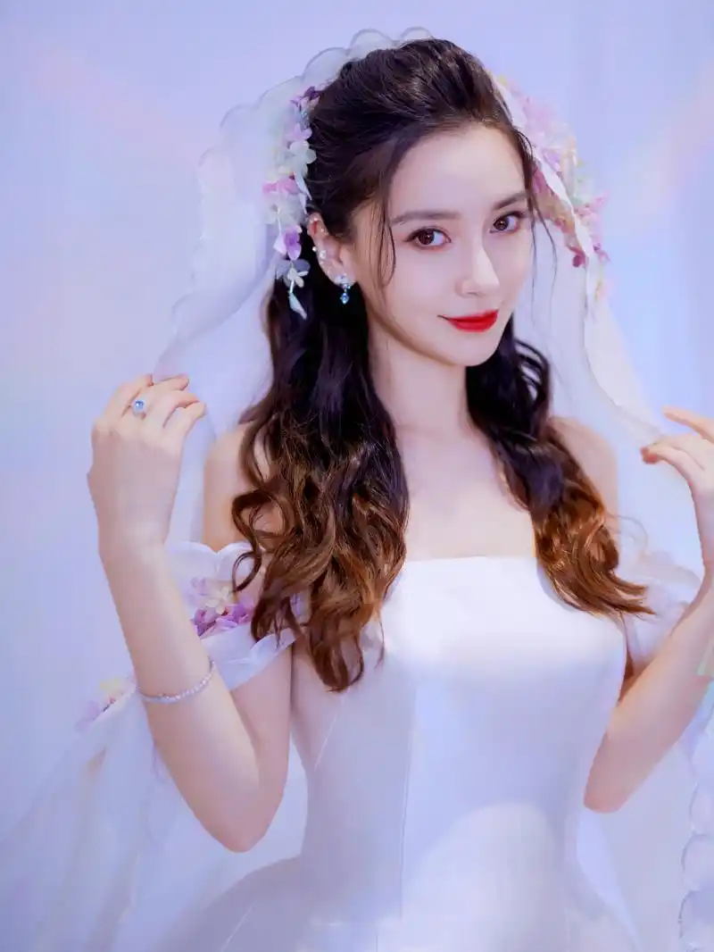 明星壁纸分享—杨颖