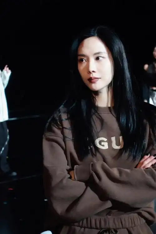 王霏霏超话#霏行日记#7815 明天见啦!