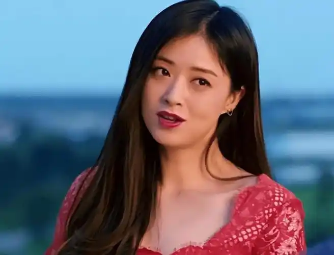 韩红说对了,没背景却无人敢"潜"的蒋欣,已经走上了另一条大道_刘涛