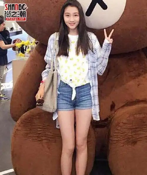 关晓彤个人资料简介照片曝光 童星出身成青春美少女