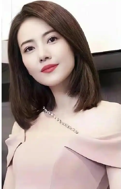 高圆圆惊艳美图(六)_网易订阅