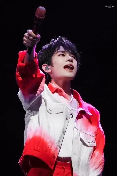 玊尔,独一无二的易烊千玺