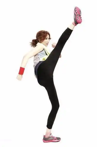 自从她和许志安结婚后,郑秀文会将大部分时间用于运动