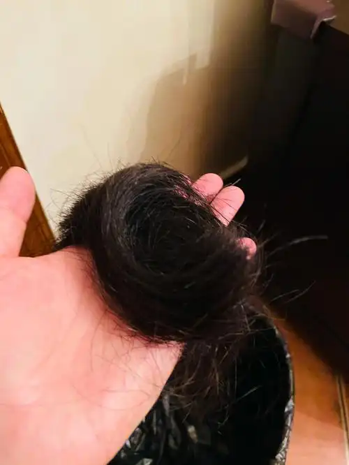 挑战自己剪头发