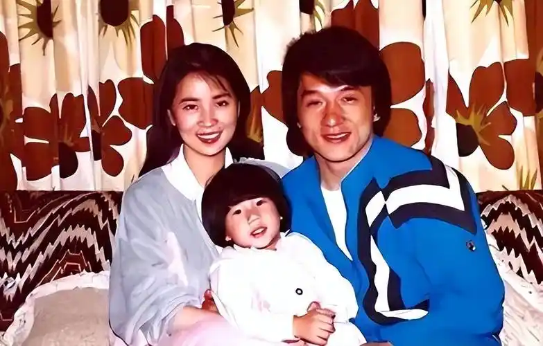 接管成龙家产后林凤娇的野心有多大?