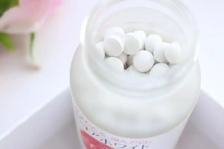 【乔乔pandora】防晒就要内外双防护 资生堂pure white美白丸