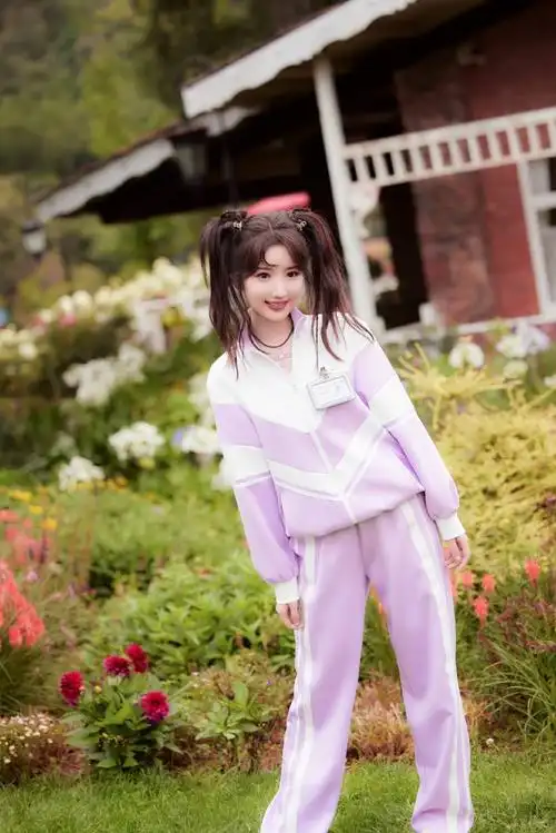 毛晓彤超话#毛晓彤y2k编发好甜#今天是青环大学医学院新生,双马尾学妹