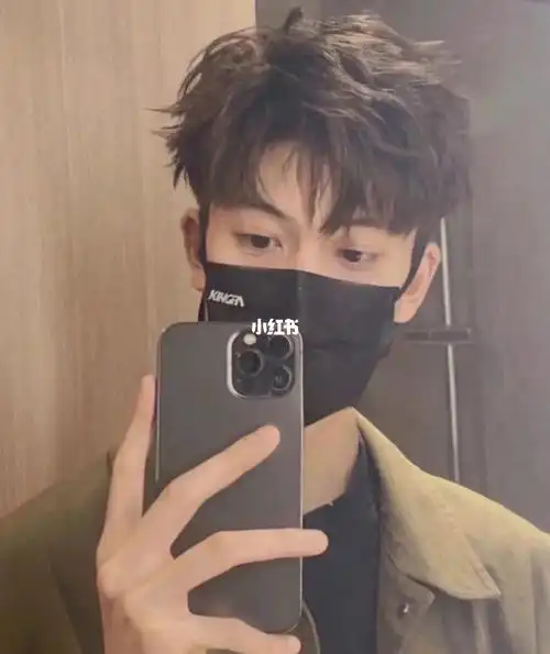 贵阳男生染发  #贵阳男生烫发推荐#超级帅气有型的发型推荐