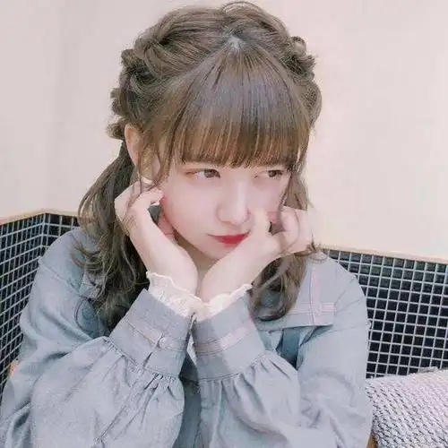 最适合春夏的3款"编发",鱼骨辫可爱,泡泡辫减龄,女生快试试